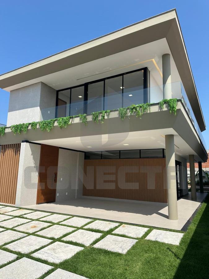 Casa à venda com 4 quartos, 360m² - Foto 1