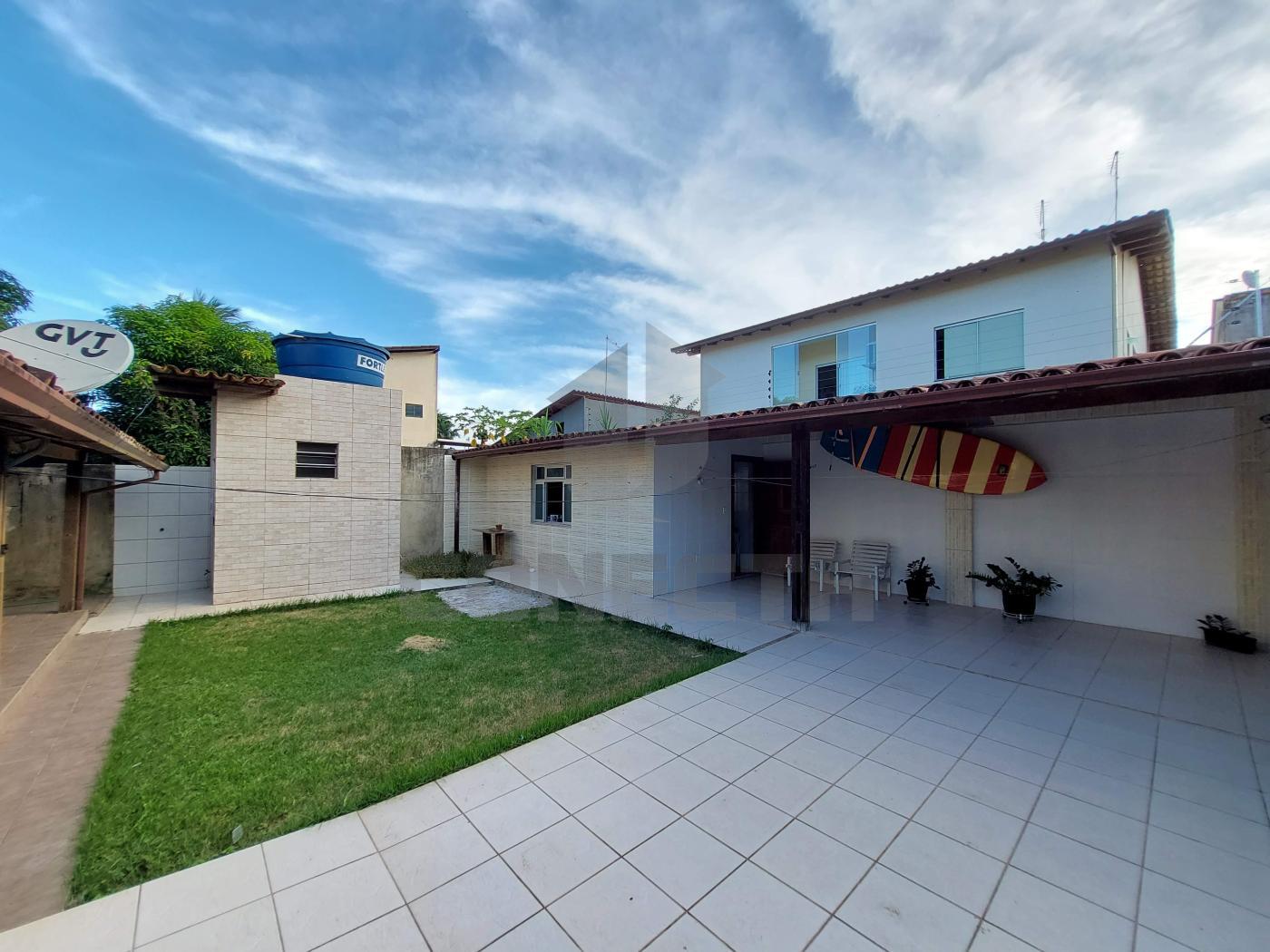 Casa à venda com 4 quartos, 244m² - Foto 3