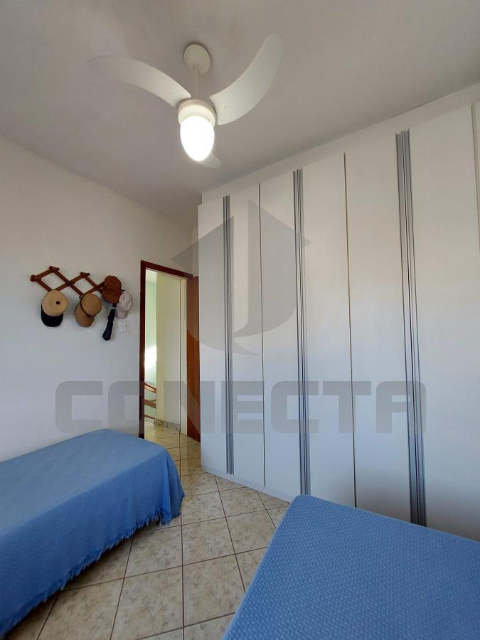 Casa à venda com 4 quartos, 244m² - Foto 14