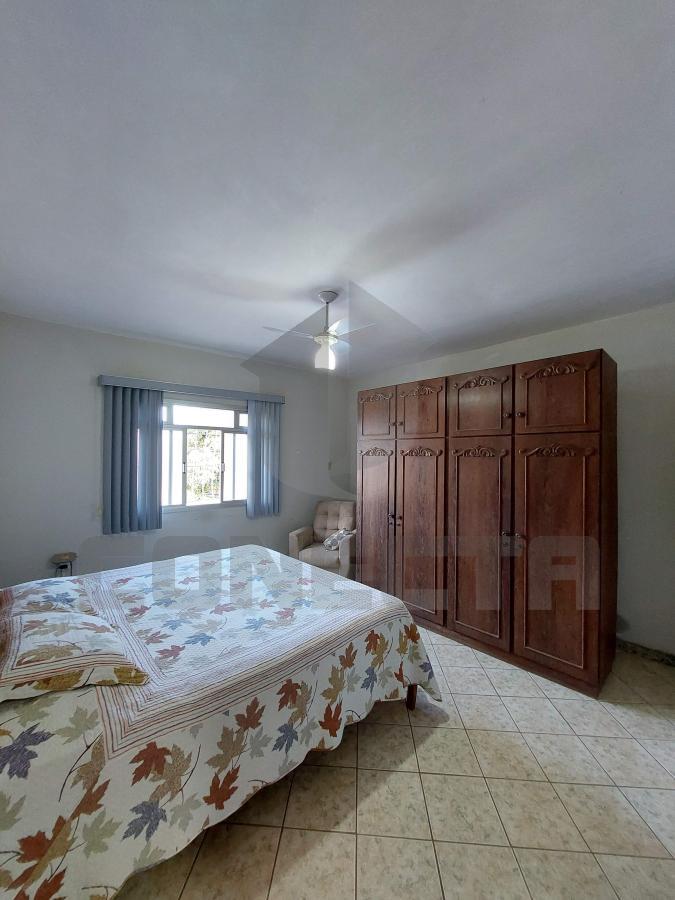 Casa à venda com 4 quartos, 244m² - Foto 19