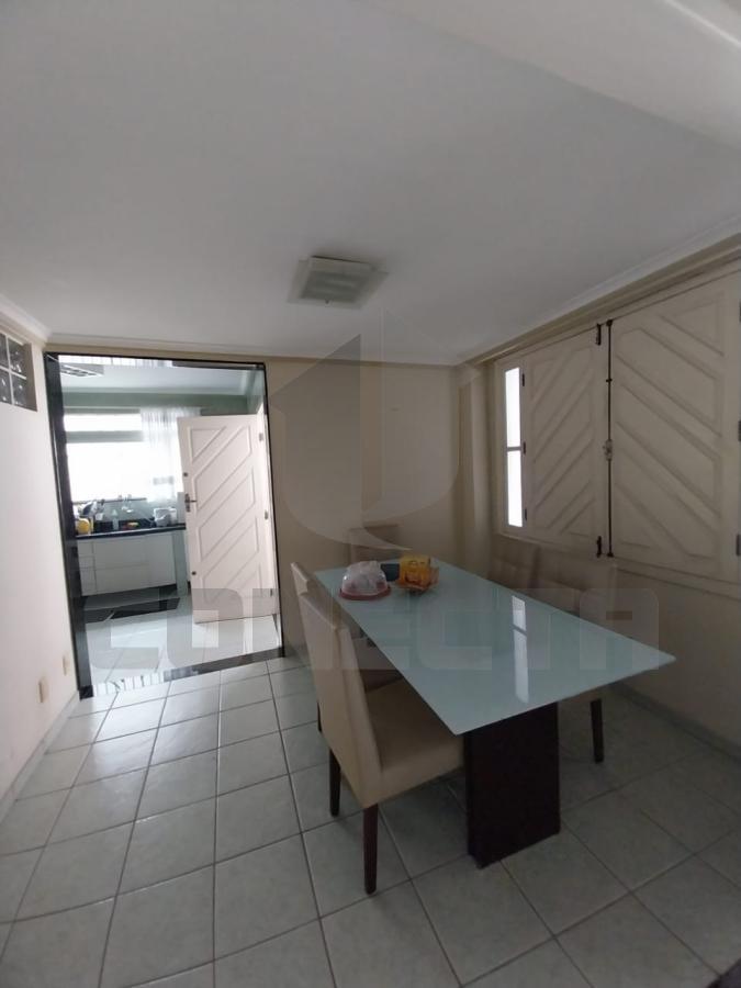 Casa à venda com 4 quartos, 240m² - Foto 12